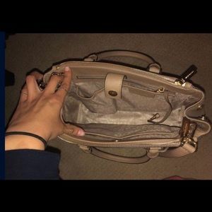 LIKE NEW Michael Kors Purse